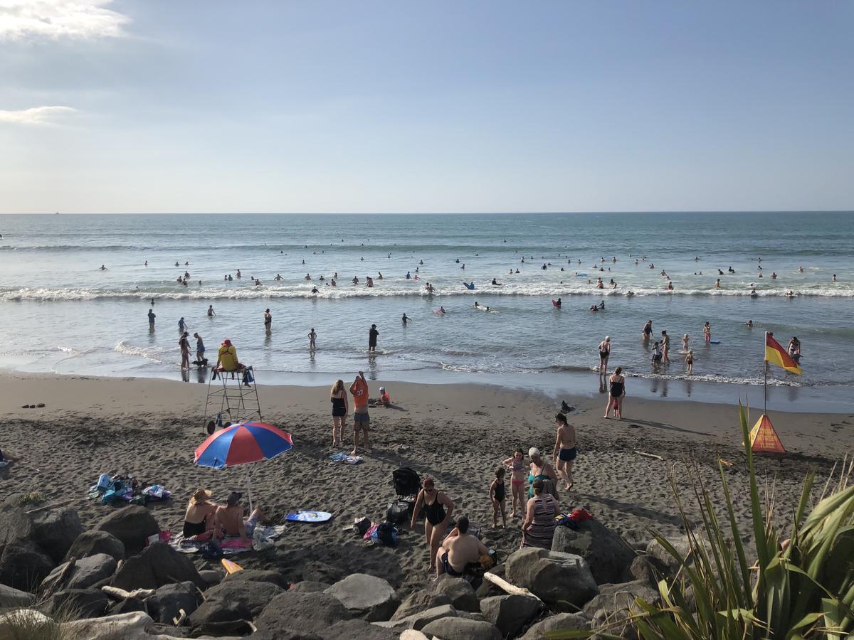 Ocean Front East End Beach House New Plymouth Cameră foto